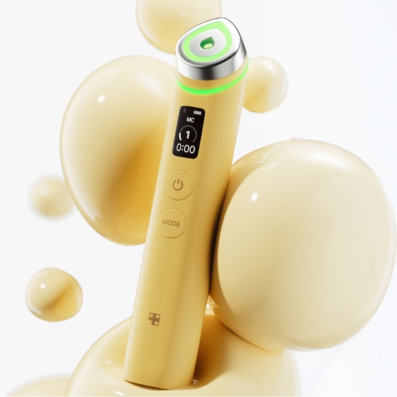 Medicube AGE-R Booster Pro Yellow